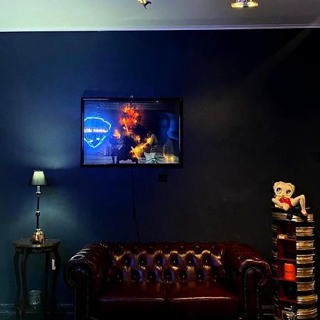Sarakin'S Mansion Luxury Retreat Apartment เอเธนส์ ภายนอก รูปภาพ
