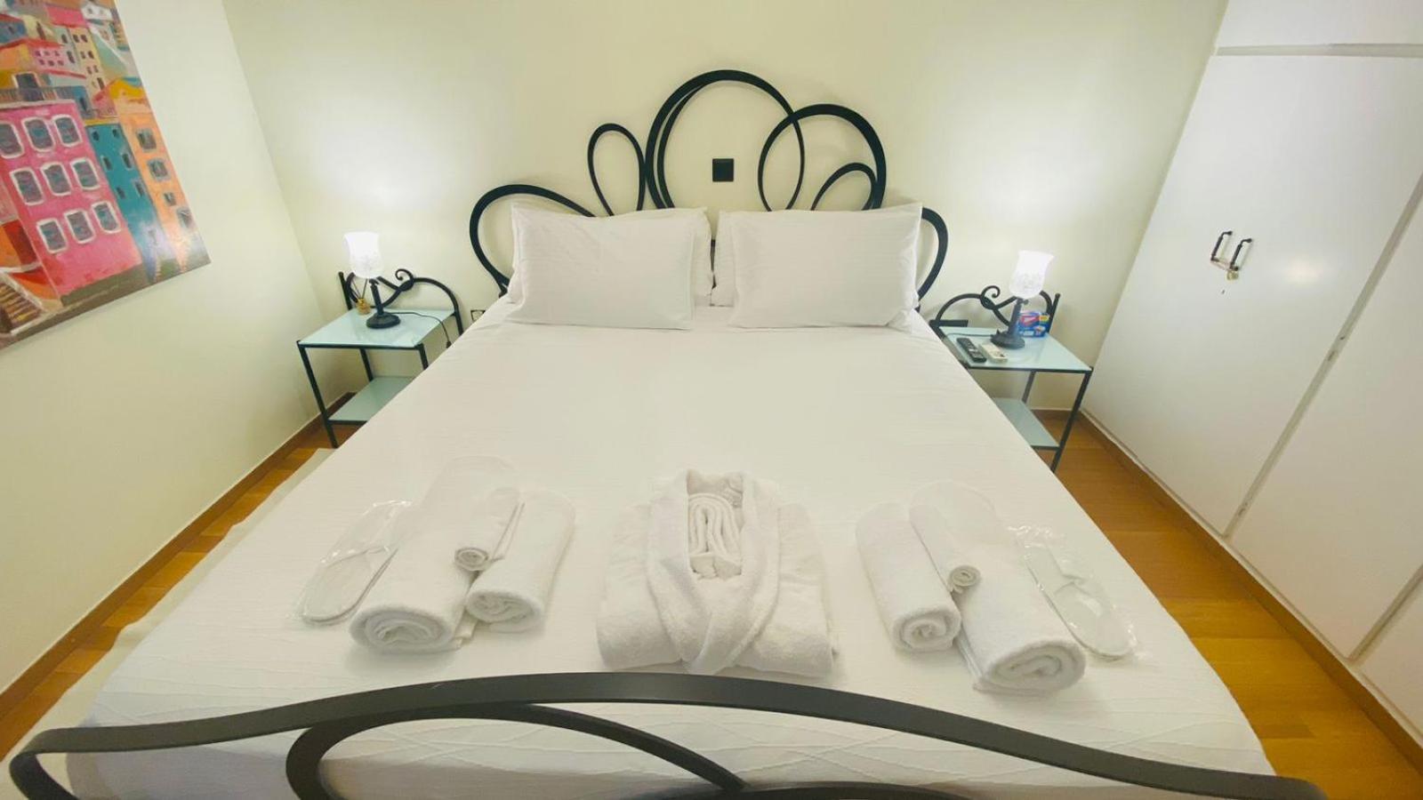 Sarakin'S Mansion Luxury Retreat Apartment เอเธนส์ ภายนอก รูปภาพ