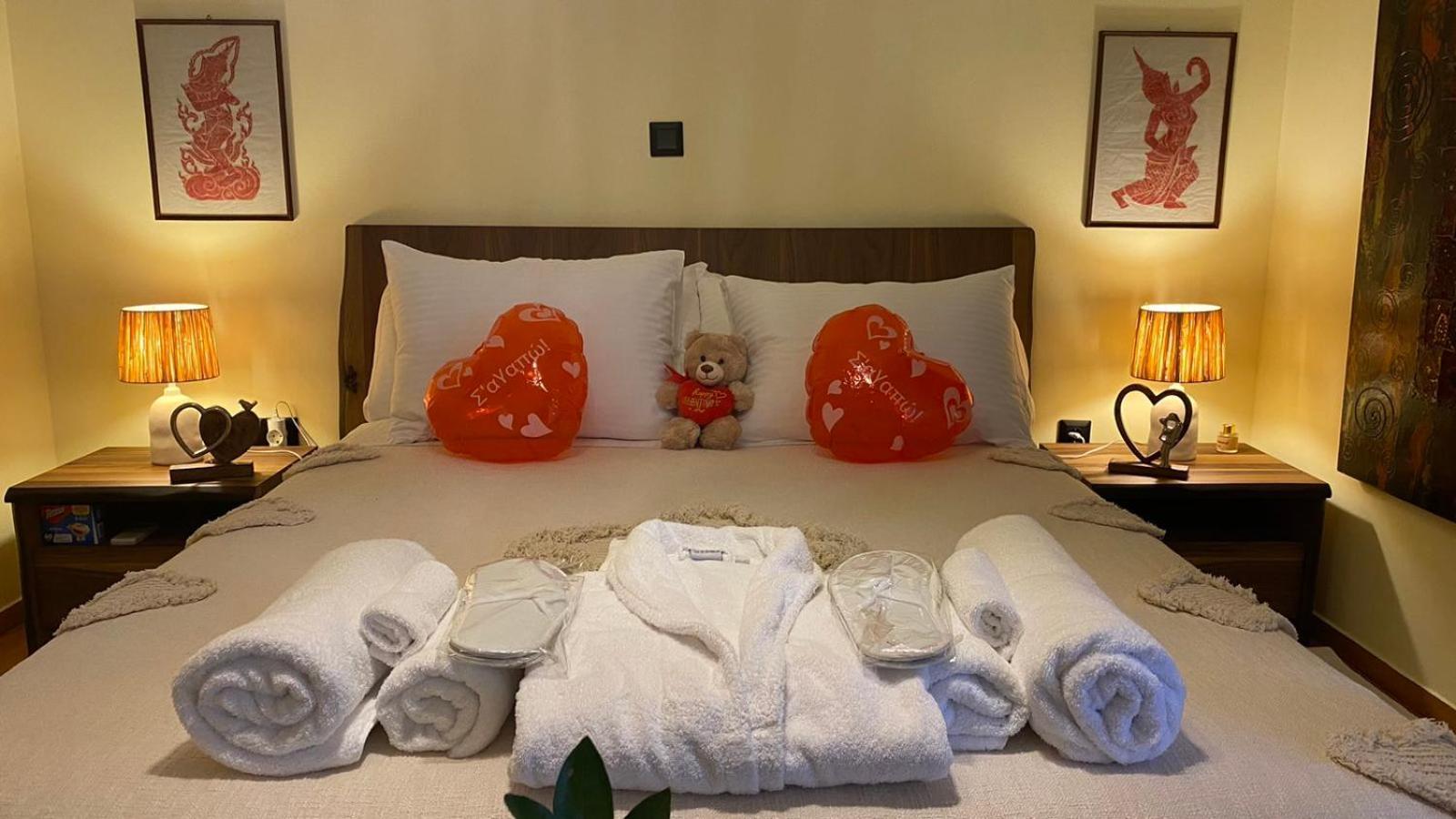 Sarakin'S Mansion Luxury Retreat Apartment เอเธนส์ ภายนอก รูปภาพ